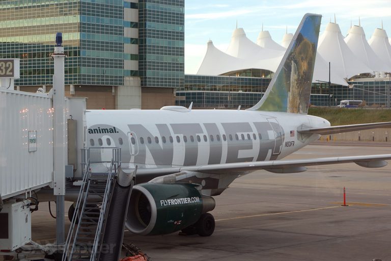 frontier airlines A319 denver