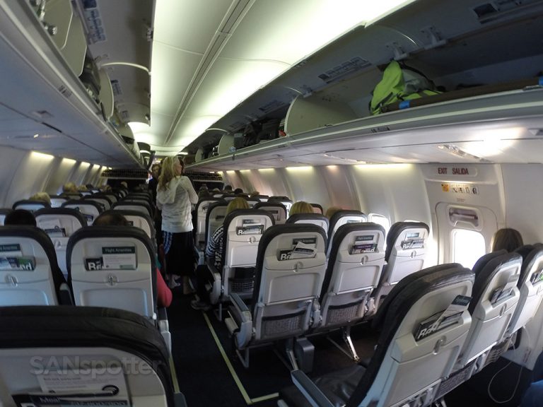 alaska airlines 737-800 interior