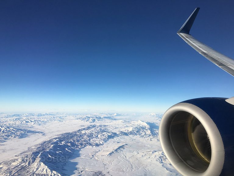 SLC approach delta 737-800