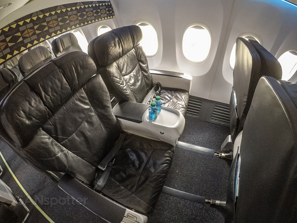 Alaska Airlines 737900/ER first class San Diego to Orlando (and back