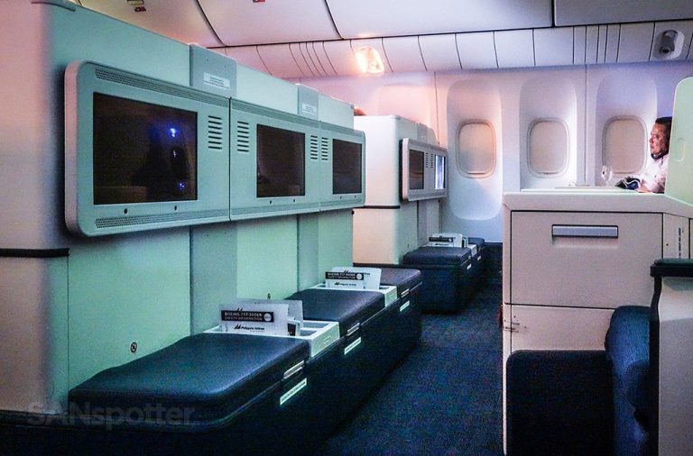 Philippine Airlines 777-300ER business class review