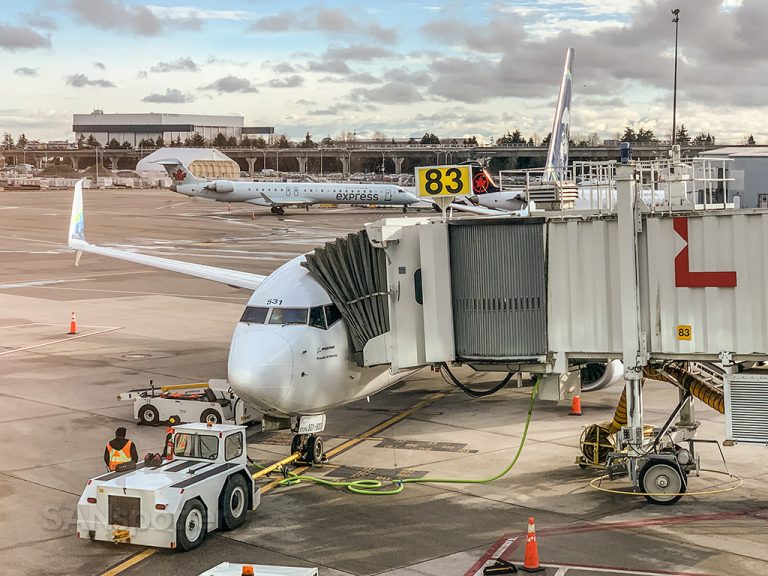 Alaska Airlines 737-800 N531AS