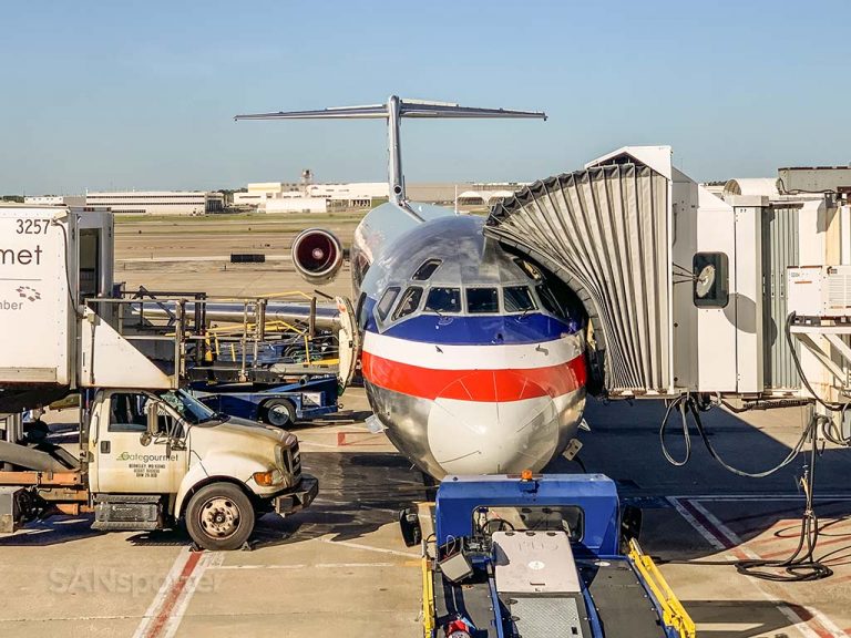 American Airlines md80 retirement