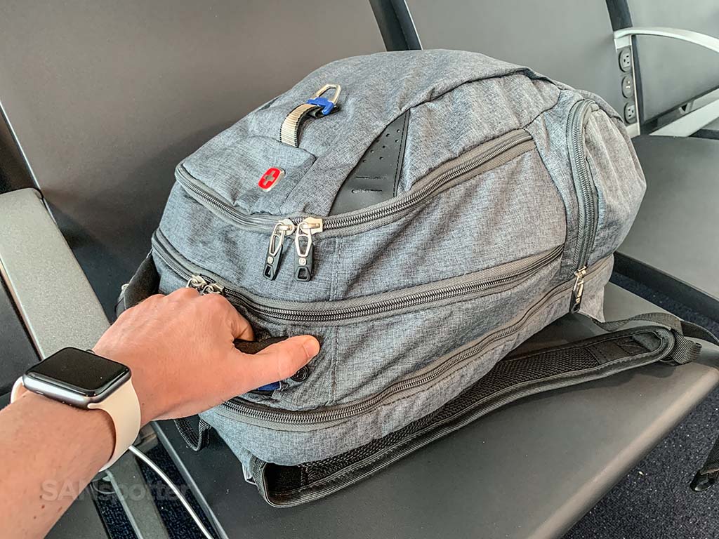 swiss air hand luggage size