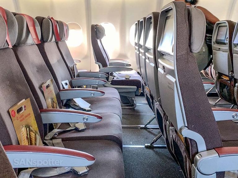 Iberia a340-600 economy class seats