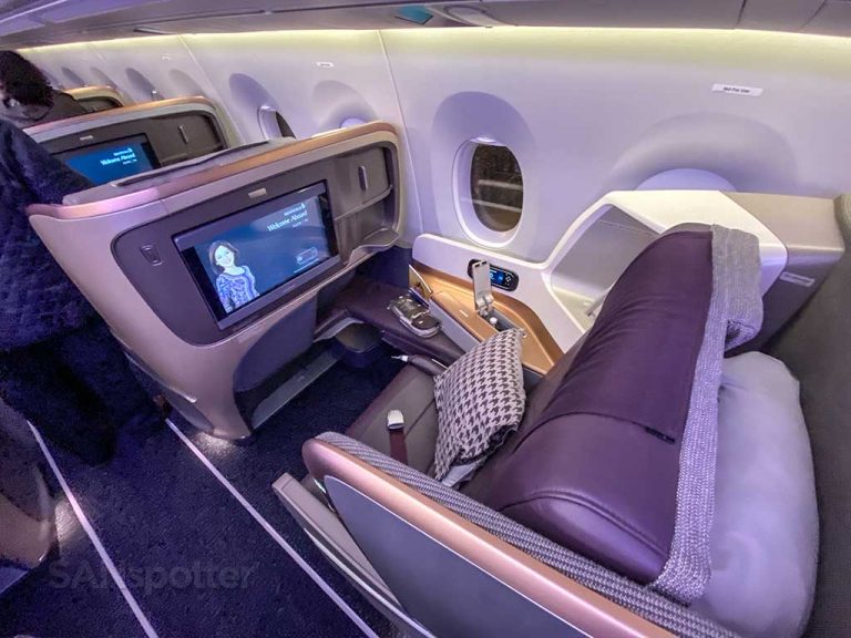 Singapore Airlines A350 business class seat