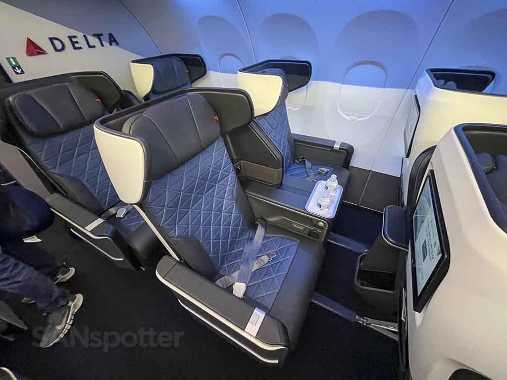 What airline has the best domestic first class in 2024? I rank them all ...