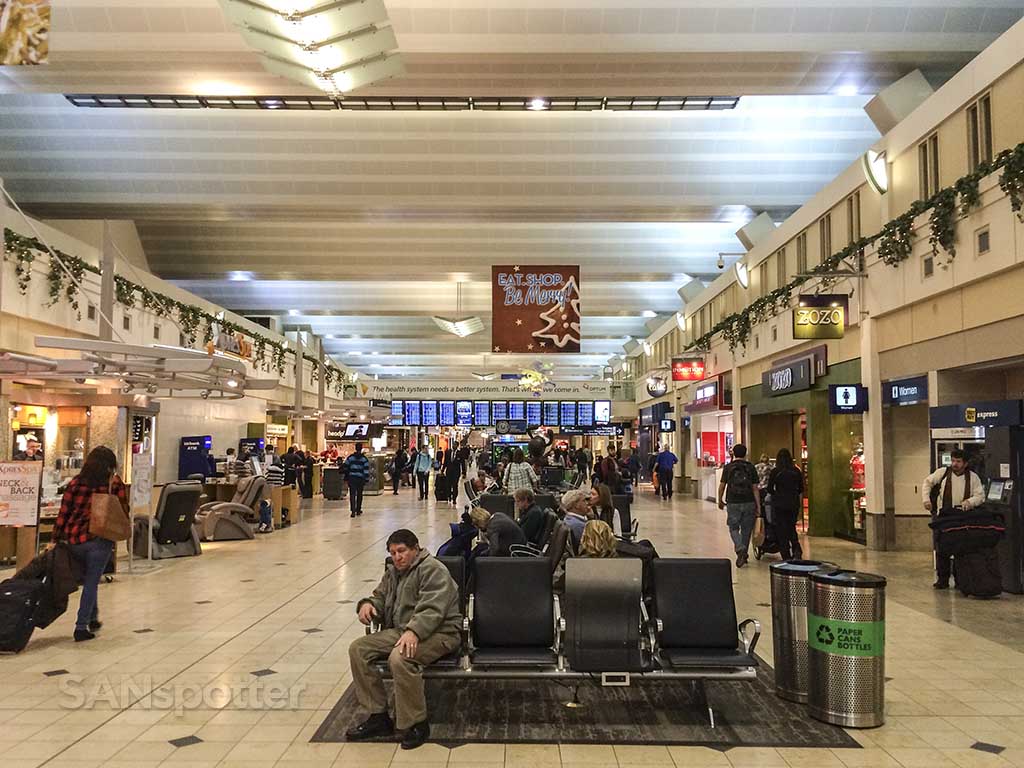 MSP central concourse Terminal 1
