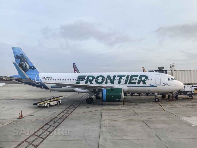 Is Frontier Airlines good? lol…Here are all the pros and cons: