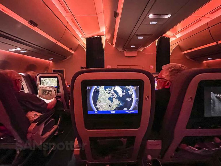 Lufthansa a350-900 premium economy mood lighting