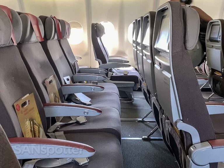 Iberia A340-600 economy class seats