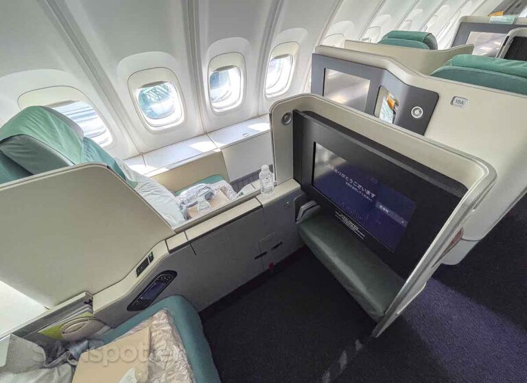 Korean Air 747-8 Business Class