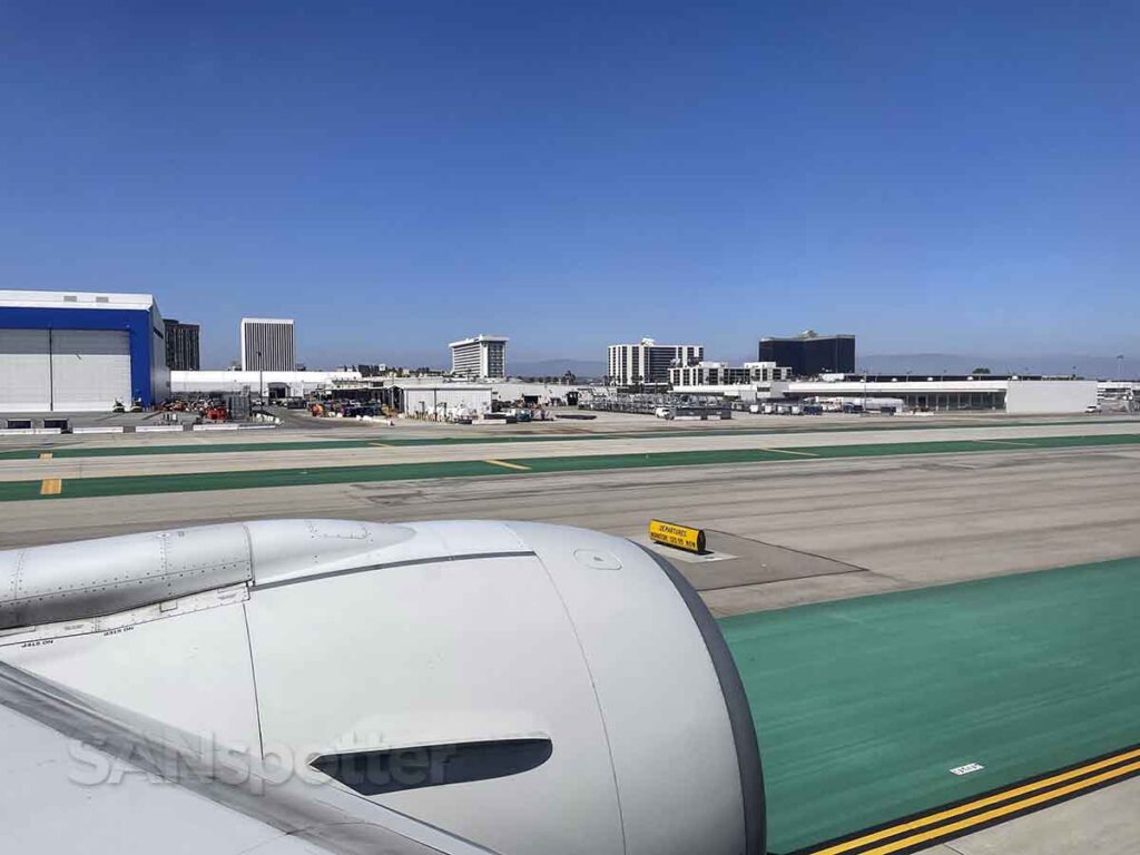 Taxiing to runway 25R at LAX