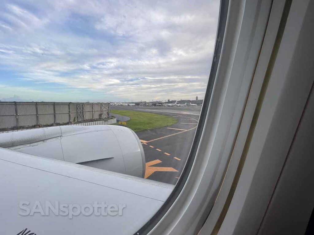 Singapore Airlines 777-300ER taxiing at NRT