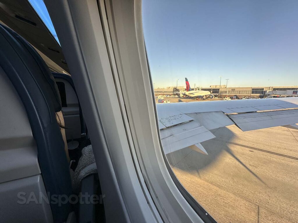 Delta 767-300 taxiing to runway at ATL