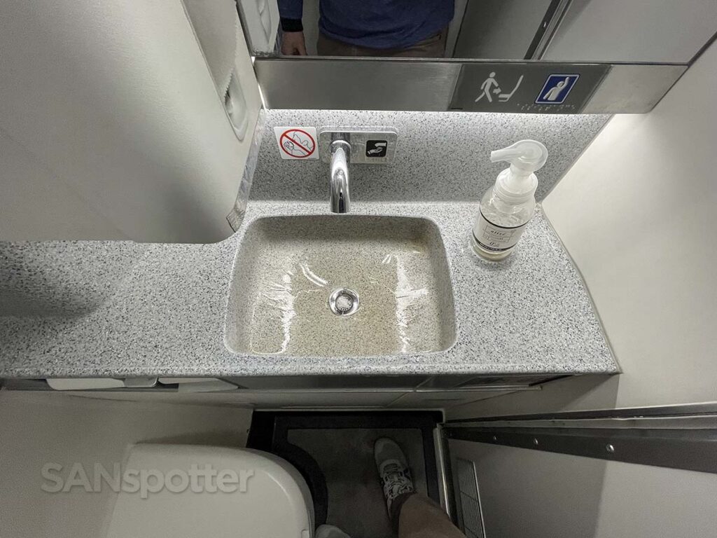 Porter Airlines E195 E2 forward lavatory sink basin